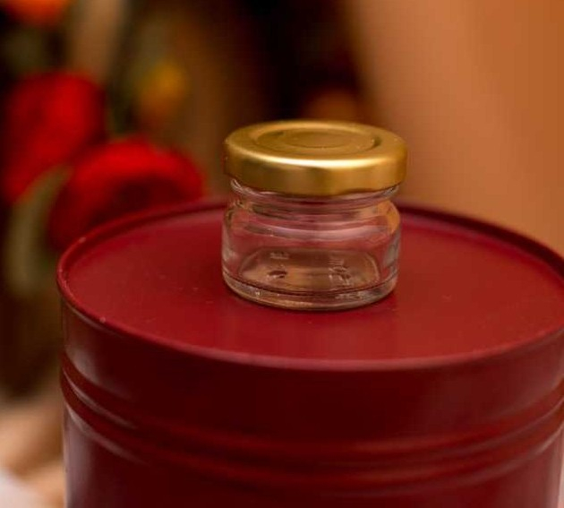 Borcanele pentru miere (30 ml) + capac [2]