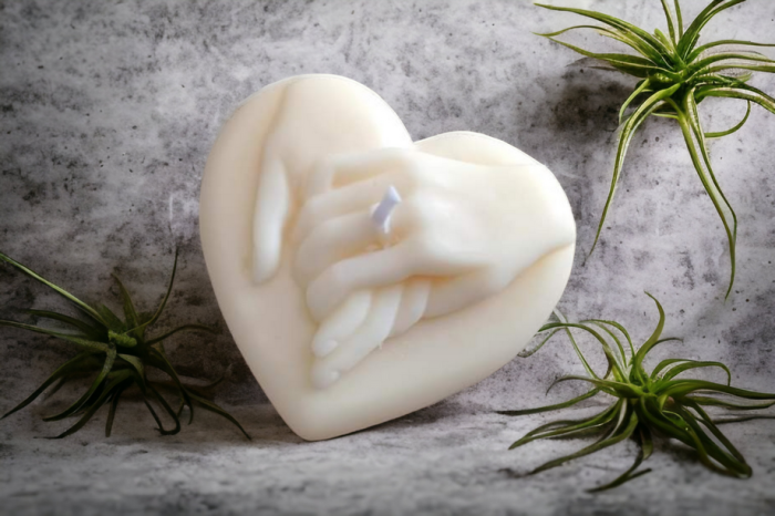 Mărturii nuntă lumânare inimă cu mâini împreunate [6]