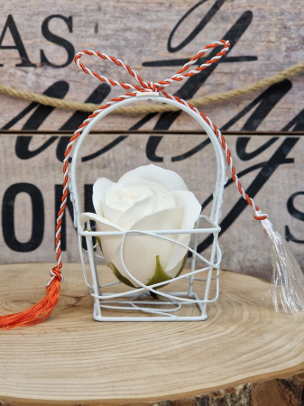 Martisor  Cosulet cu Trandafir de Sapun Alb [2]