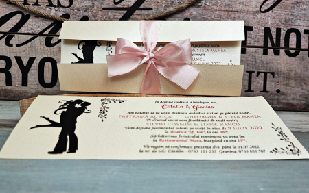 INVITATII NUNTA - Invitatie nunta You & Me (fundita rose)