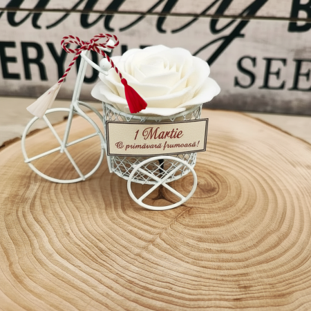 Martisor - Martisor Bicicleta cu Trandafir de Sapun ALB
