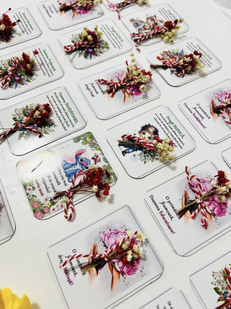 Martisor buchetel de flori [1]