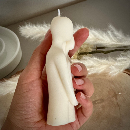 Mărturii LUMANARI MIRI IMBRATISATI [4]