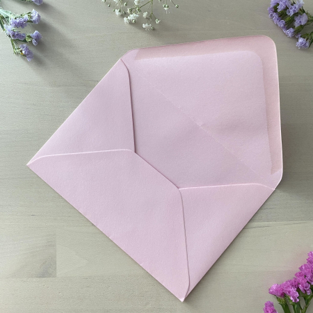 Plic C6 roz (11cm x 16 cm) & Eticheta adeziva [1]