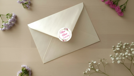 Plicuri si cartoane pentru INVITATII - Plic CREM+ Eticheta adeziva Dusty