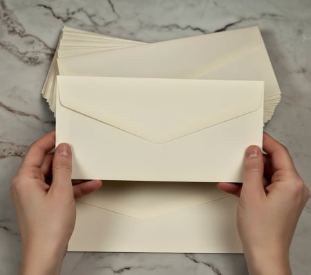 Plicuri de bani BOTEZ - Plic  crem sidefat ( 27 cm x 11 cm)