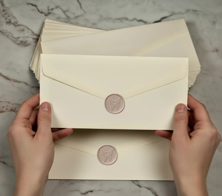 Plicuri de bani NUNTA - Plic crem sidefat ( 27 cm x 11 cm) & sigiliu ceara - Copie