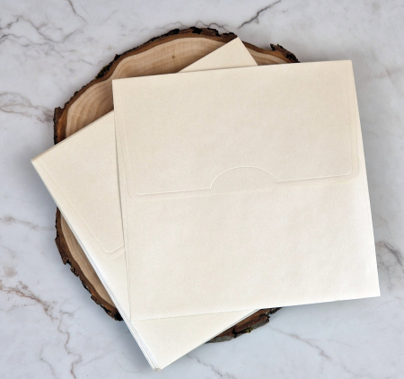 Plicuri si cartoane pentru INVITATII - Plic de invitatii CREM (20 cm x 20 cm)
