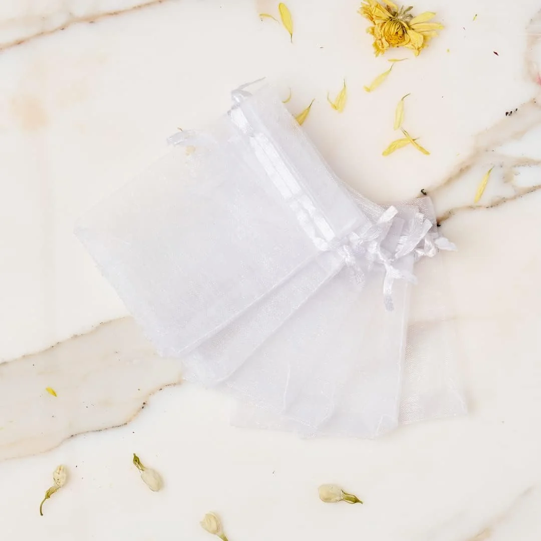 Marturii NUNTA - Saculet organza ALB  (9 cm x 7 cm)