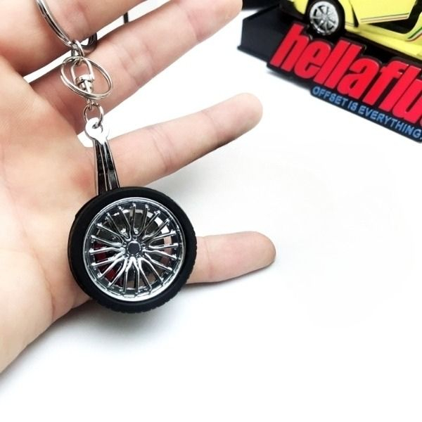 Breloc metalic anticoroziv model roata auto tunning cu janta si disc de frana dimensiuni 10 x 3.5 x 2 cm Argintiu – IoArtify.ro [6]