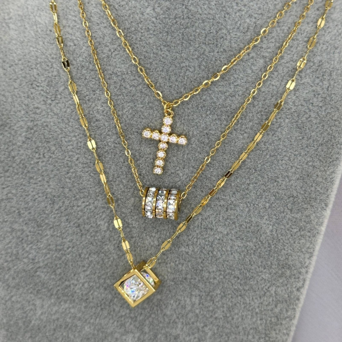 Colier Cubic din Inox placat cu AUR 18K – Eleganță durabilă pentru orice ocazie [2]