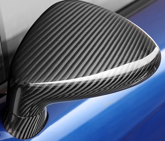 Folie colantare auto Carbon 5D Lacuit Negru dimensiuni 3 metri pe 1,52 metri – IoArtify.ro [6]