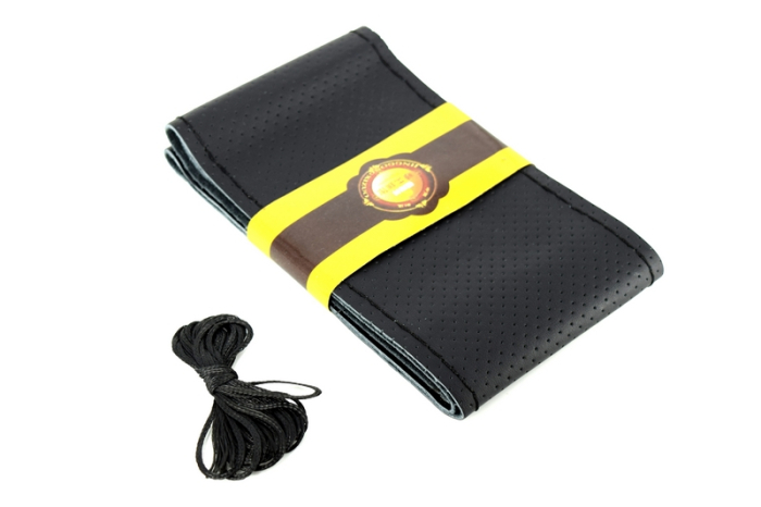 Husa volan din PIELE NEAGRA cu ATA NEAGRA pentru CAMIOANE diametru XXL 45 cm se coase aspect ORIGINAL - IoArtify.ro [3]