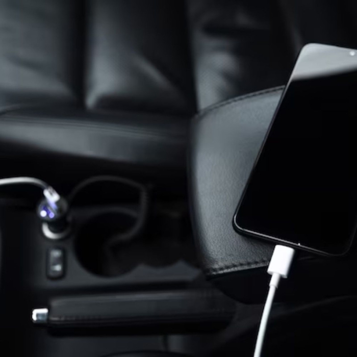 Incarcator pentru priza auto 1 x USB 1A si cablu de date si incarcare USB Lightning 2A 1m Fast Charging - IoArtify.ro [6]