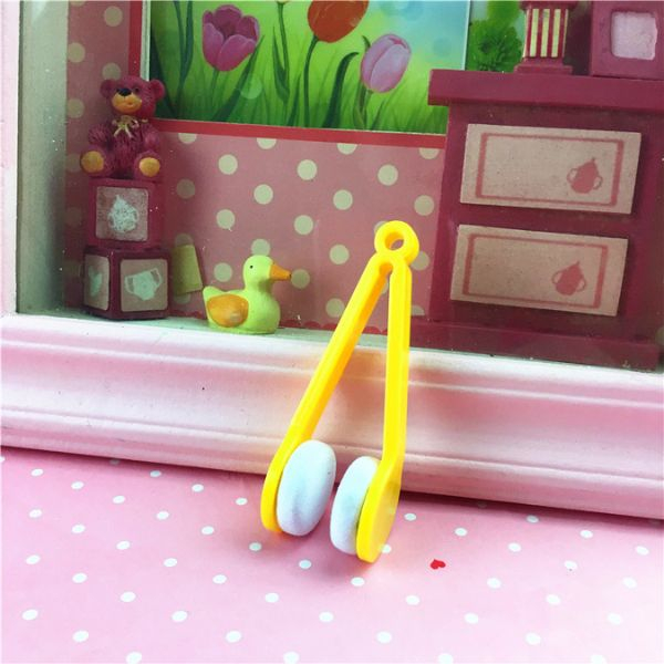 Instrument cu 2 capete din microfibra pentru curatarea si intretinerea lentilelor de ochelari 7x2 cm Galben – IoArtify.ro [4]