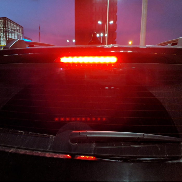 Lampa Suplimentară Stop-Frână pentru Lunetă, 32 LED-uri, 28cm, Tensiune 12V – Siguranță și Vizibilitate Ridicată [2]