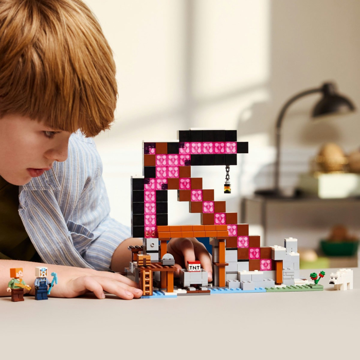 Lego Minecraft Mina Tarnacop 21277 set constructie 464 piese - IoArtify.ro [3]