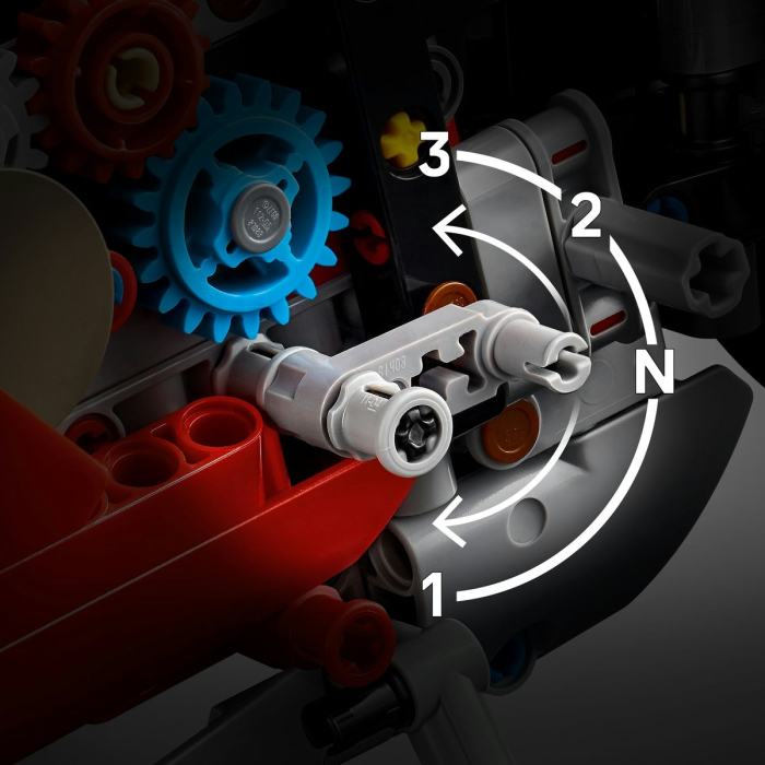 Lego Technic Motocicleta Ducati Panigale V4 S 42202 cu 646 piese - IoArtify.ro [7]