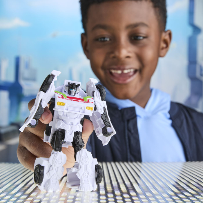 Transformers Cyberworld Robot Wheeljack Convertibil 10cm cu articulații mobile - IoArtify.ro [4]