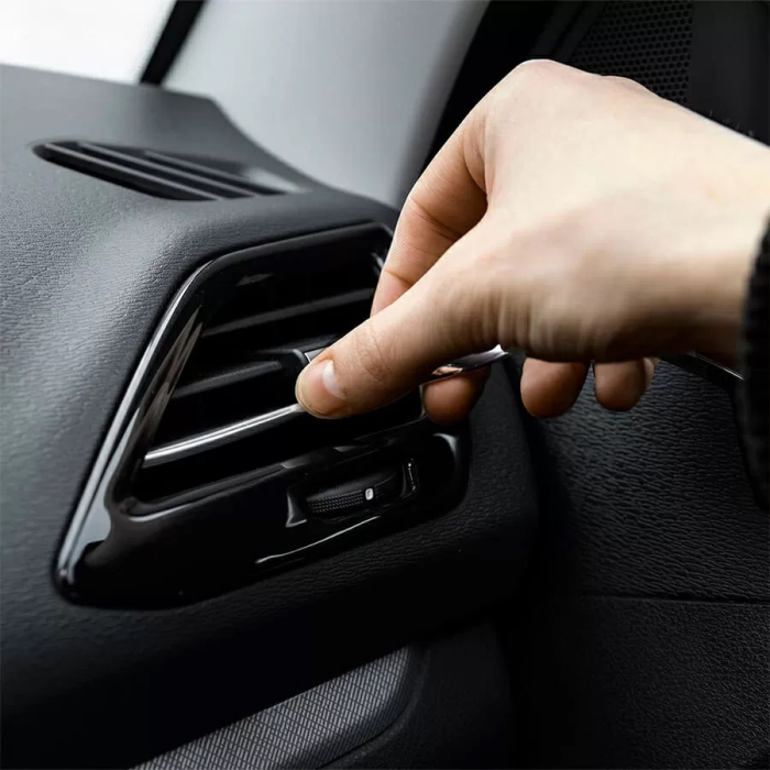 Rola Ornament Auto de tip U pentru muchii sau grila ventilatie 15 metri liniari culoare Crom SILVER - IoArtify.ro [6]