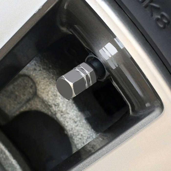 Set 4 Capace Hexagonale pentru Valve Auto din Aluminiu 1.8 cm Argintiu cu Perie SoftTouch din Nylon și Mâner Ergonomic – IoArtify.ro [3]