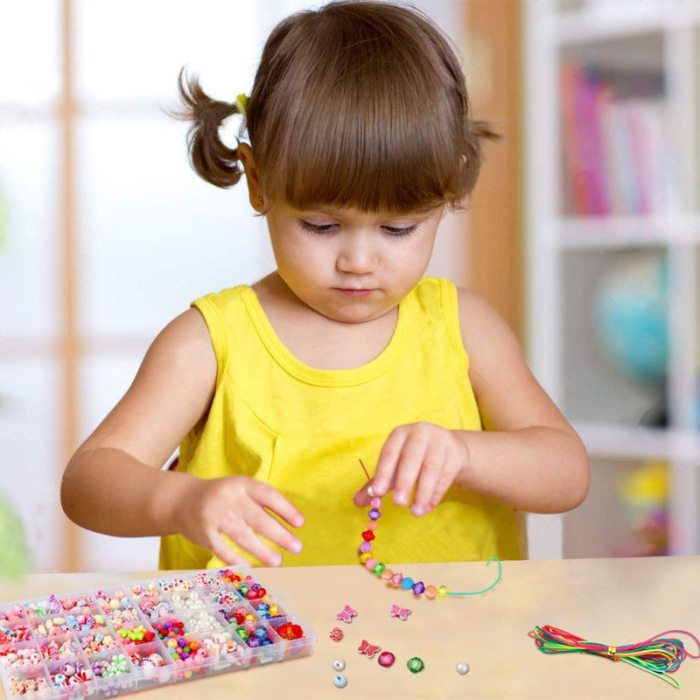 Set creativ pentru copii margele si accesorii pentru realizare bratari colorate 900 piese 13 x 26 x 2.5 cm Multicolor - IoArtify.ro [7]