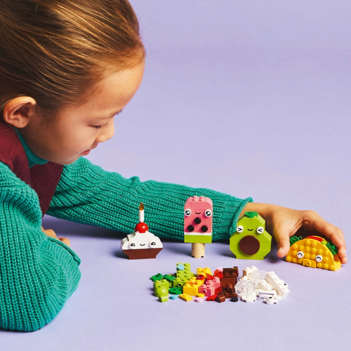 Lego Classic Alimente Creative 11039 set 221 piese constructie pentru copii - IoArtify.ro [3]