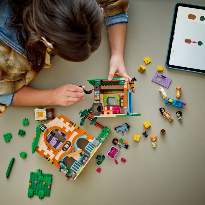 Lego Friends Ferma si Grajd pentru Ponei 42654 set constructie 499 piese - IoArtify.ro [3]