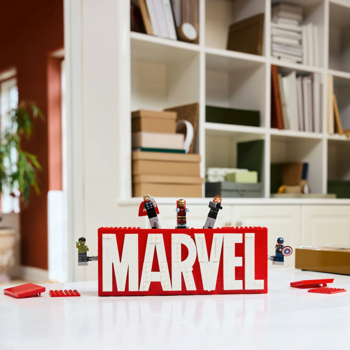 Lego Super Heroes Sigla si Minifigurine Marvel 76313 set 236 piese - IoArtify.ro [5]