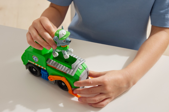 Patrula Catelusilor Set Vehicul de Baza Camionul de Reciclare si Figurina Rocky cu lumini si sunete - IoArtify.ro [5]
