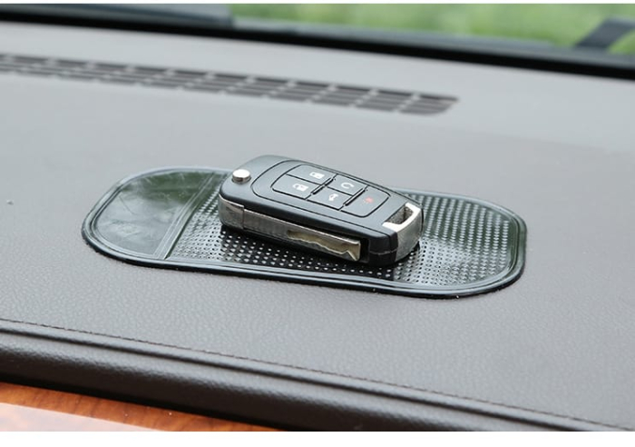 Suport universal din silicon cauciucat antiderapant si lipicios pentru chei sau telefon Negru dimensiuni 13 pe 7 cm – IoArtify.ro [9]