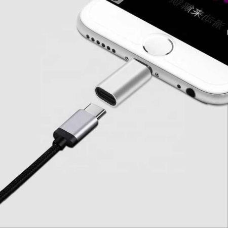 Adaptor Fast Charging Type-C / Lightning Argintiu – Încărcare Rapidă, Redare Muzică și Transfer Date Eficiant [1]