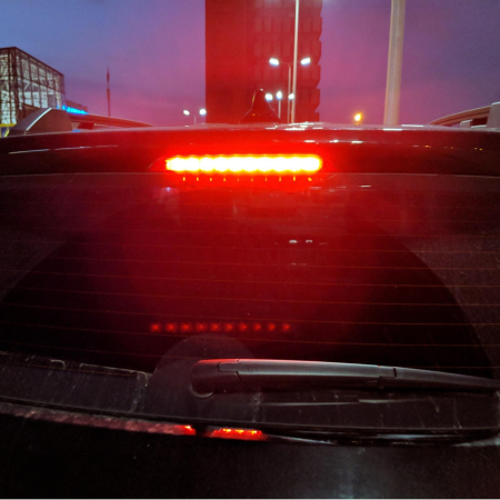 Lampa Suplimentară Stop-Frână pentru Lunetă, 32 LED-uri, 28cm, Tensiune 12V – Siguranță și Vizibilitate Ridicată [1]