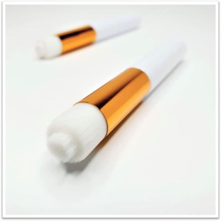 Perie compacta pentru curatarea si spalarea genelor tenului sau nasului peri foarte moi 10 cm Alb Auriu – IoArtify.ro [1]