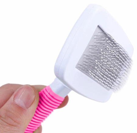 Perie de par alba cu roz pentru animale AVX-ZW3B cu peri moi si ergonomici – IoArtify.ro [1]