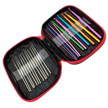 Set 50 piese pentru crosetat in husa din piele ecologica cu crosete din aluminiu – IoArtify.ro [4]