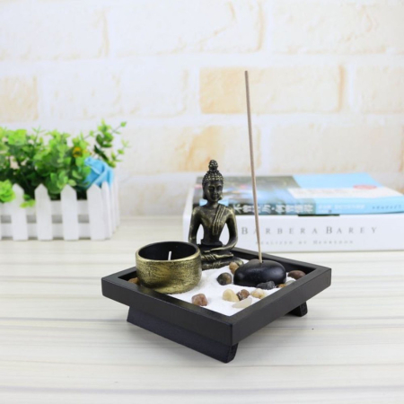 Lumânări & Suporturi Lumânări - Set Decorativ cu Statuie Buddha Suport Lumanari Bete Parfumate Nisip Pietre Decorative si Suport din Lemn 12.5 x 12.5 x 3 cm – IoArtify.ro