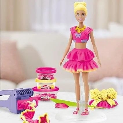 JOCURI SI JUCARII - Play Doh Barbie Set Volanase si Fundite cu Papusa Inclusa modelare creativa - IoArtify.ro