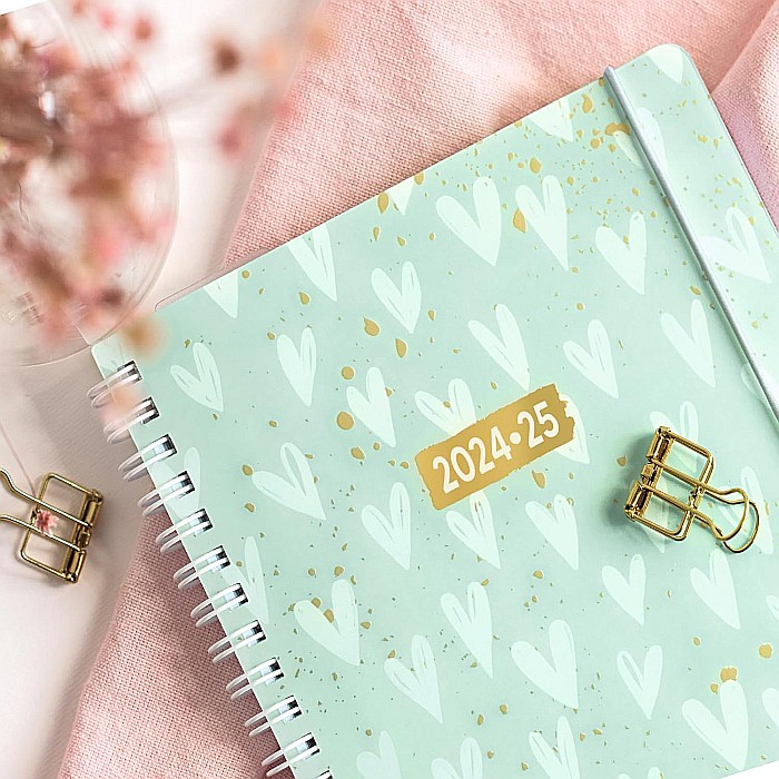 BR AGENDA SCOLARA SPIRA A5 DATATA ZILNIC 2024-2025 CU ELASTIC HEARTS 72055025 [2]