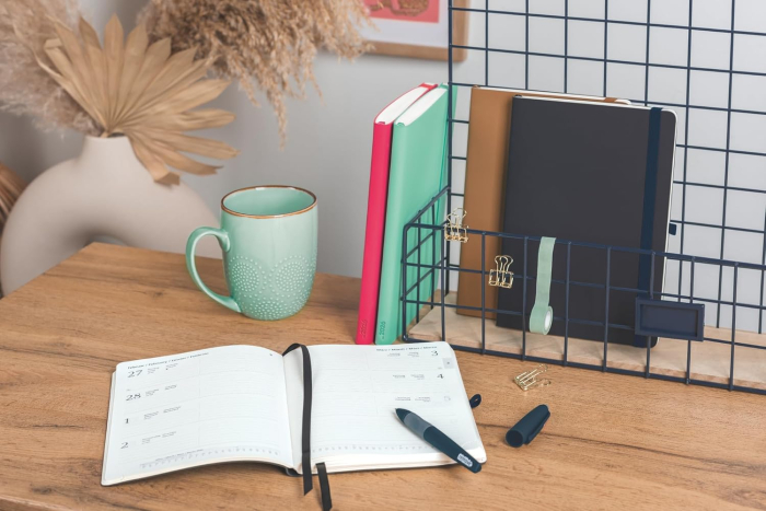 AGENDA DATATA SAPTAMANAL KOMPAGNON A5 2026 CU ELASTIC VERDE DESCHIS 79166526 [6]