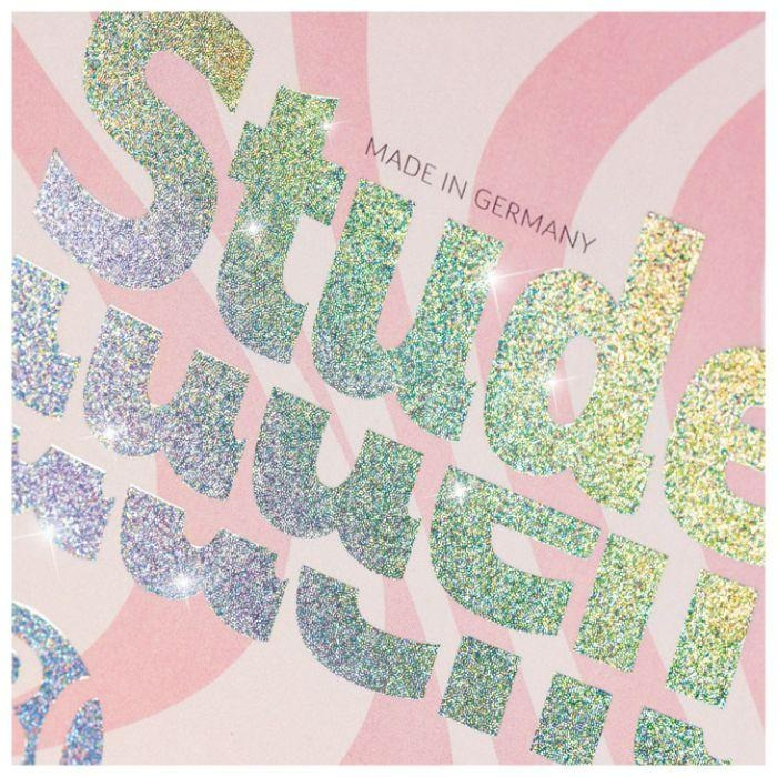 BR CAIET A4 80F SPIRA SI PERFORATII HAPPY HIPPIE PATRATELE 67928422 [3]