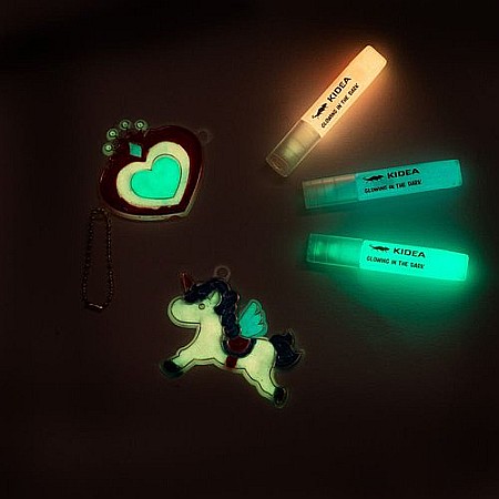 DE SET CREATIV 3 PANDANTIVE CU GEL CARE STRALUCESTE LA INTUNERIC + 3 SABLOANE KIDEA ZZMSCKA [1]