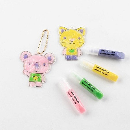 DE SET CREATIV 2 PANDANTIVE CU GEL CARE STRALUCESTE LA INTUNERIC + 2 SABLOANE KIDEA ZZMISCKA [2]