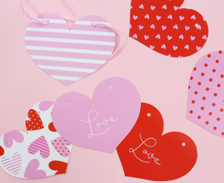 GHIRLANDA DIN HARTIE Hearts, 200cm, roz-rosu-alb PF-GPSW [1]