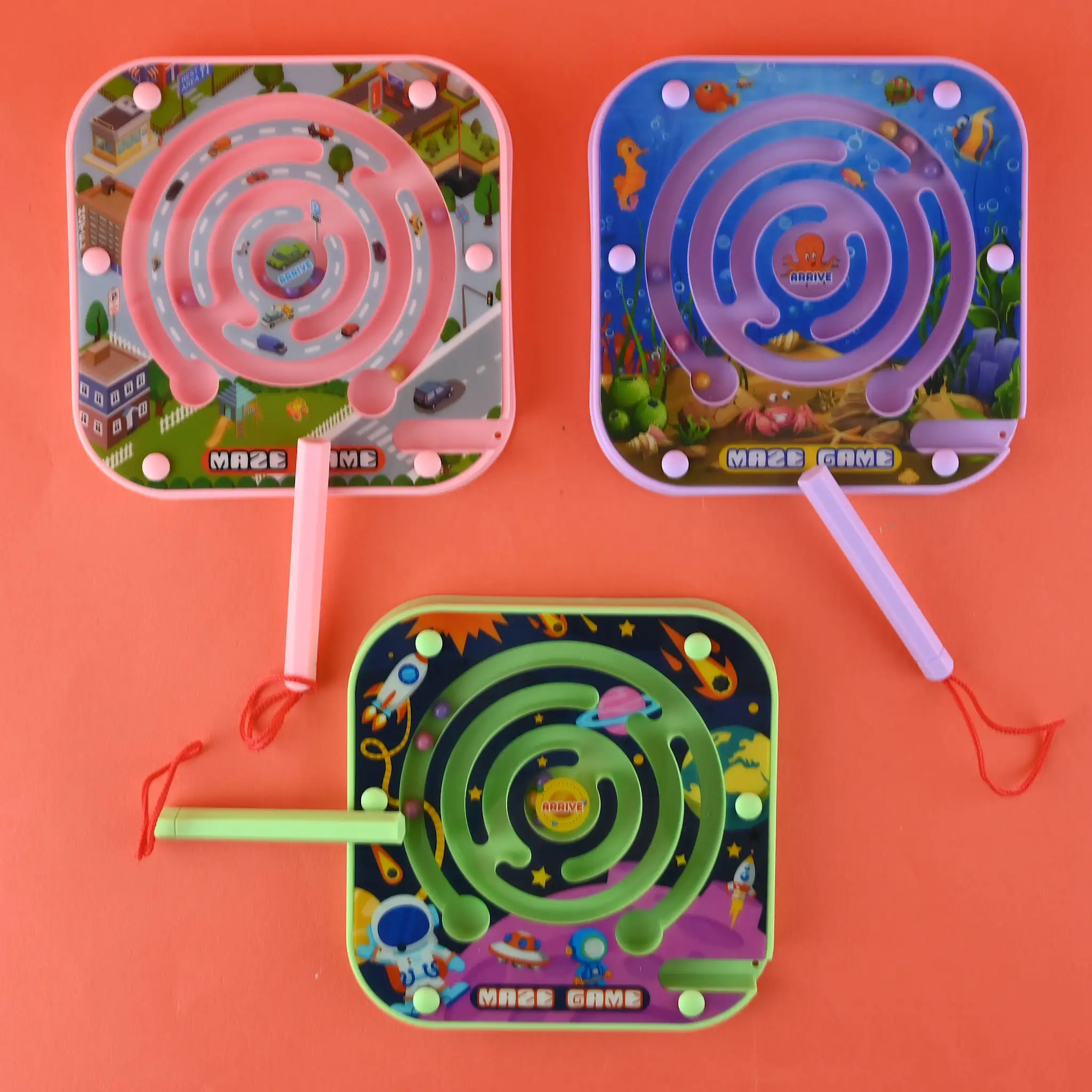 Jocuri Educative si Puzzle-uri - JOC INTERACTIV LABIRINT CU BILE 13CM 28895