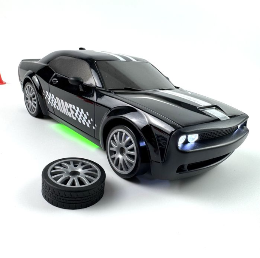 Masina cu telecomanda Mostop Drift 20km/h, 4x4, lumini LED, cauciucuri interschimbabile, incarcare USB
