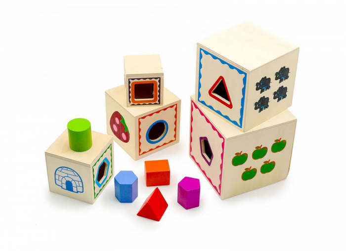 Turn Montessori din lemn 5 cuburi cu cifre, forme si animale. [2]