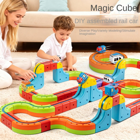 Set Tren Magnetic 3D cu 150 Piese, Traseu cu Pante, Buclă, Poduri și Cuburi Colorate, Jucarie Educativa, 3-8 ani [1]