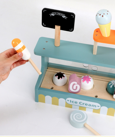 Stand de înghețată din lemn [4]