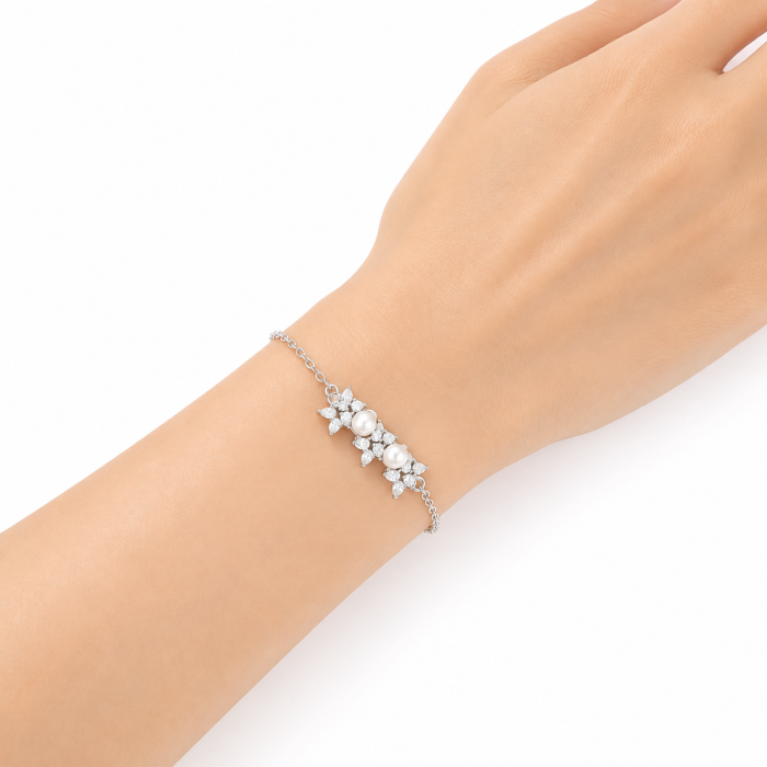 Brățară din argint 925 cu perle și zirconii – model delicat floral [3]